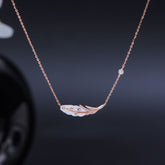 ERI Leaf inspired Pandant Chain